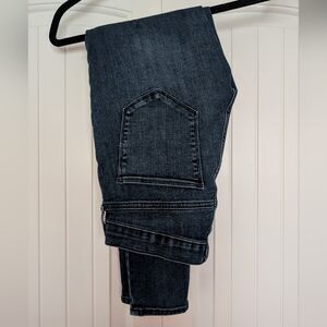 Gap Classic Dark Favorite Jegging Size 28